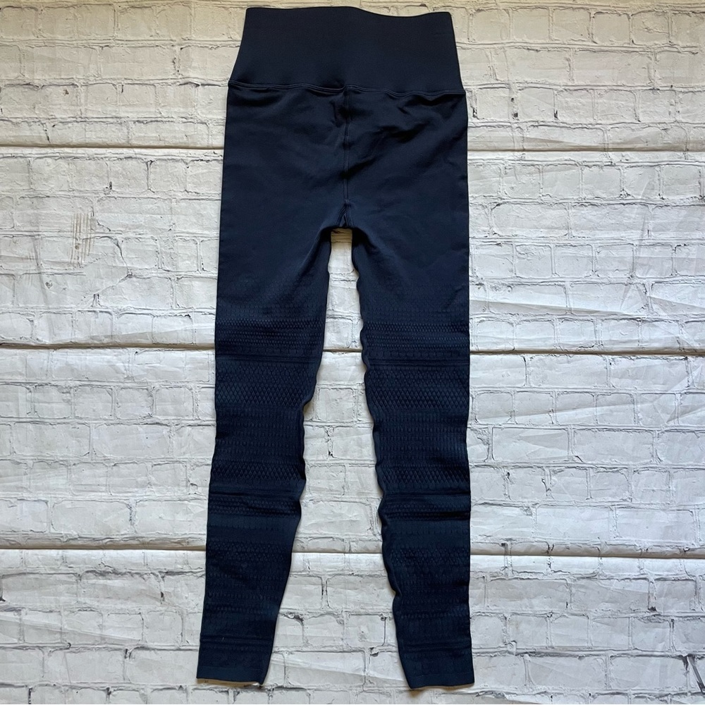 Fabletics Dark Blue Sculptknit 7/8 Legggings - Picture 3 of 5